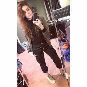 Meet your Posher, Samantha